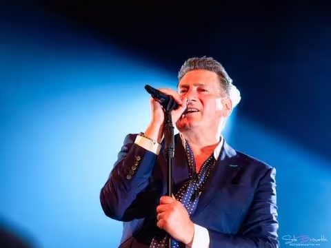 Tony Hadley con la Fabulous TH Band – An English Man in Italy